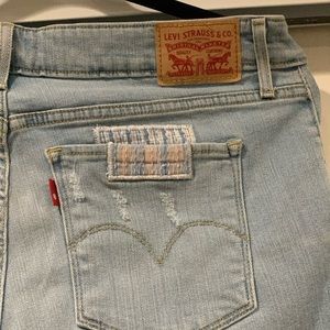 LEVIS JEANS 711